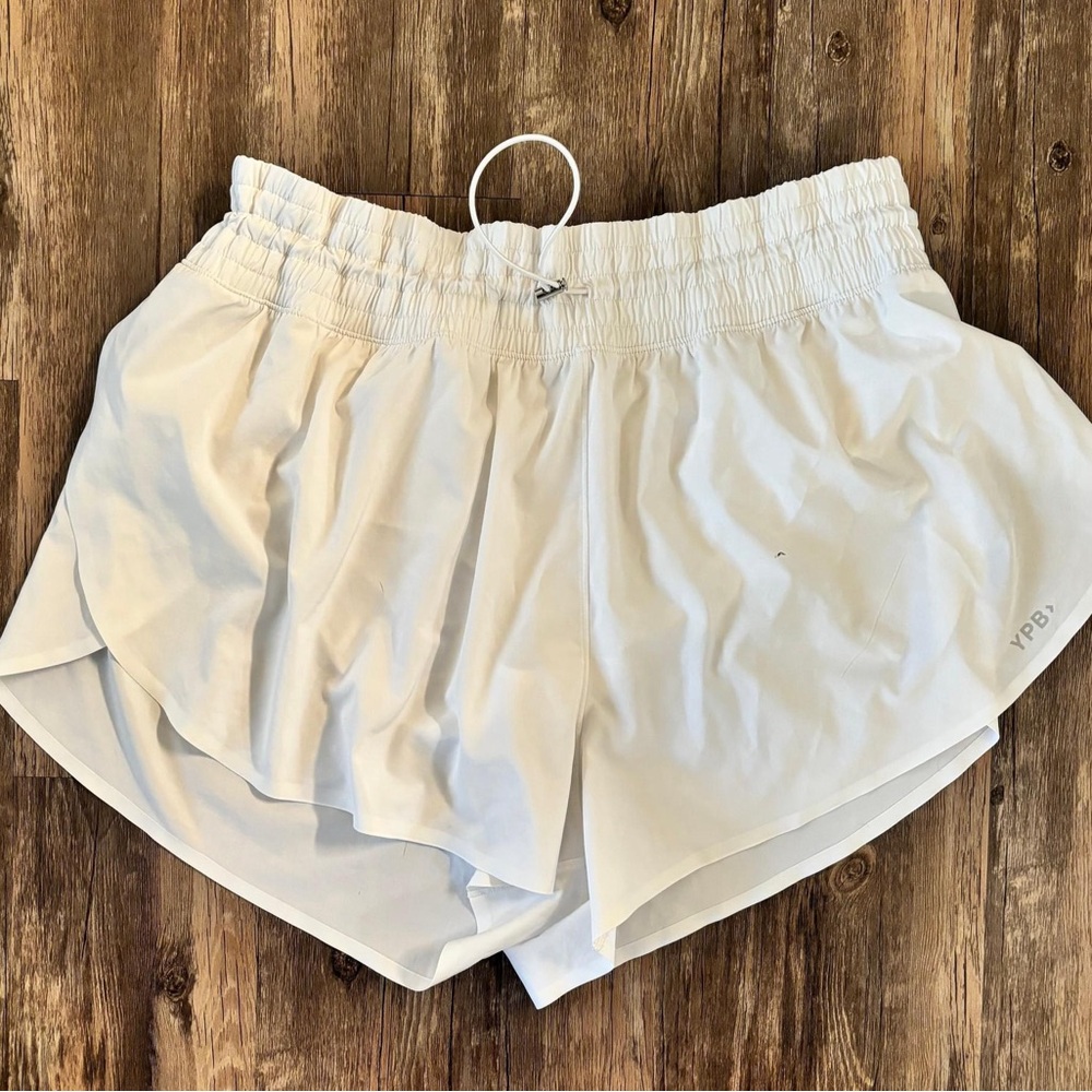 Abercrombie YPB motionTEK Ultra HighRise Lined Flyaway Short, XL (have spot)
